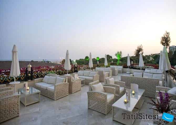 Crystal Palace Luxury Resort Spa 